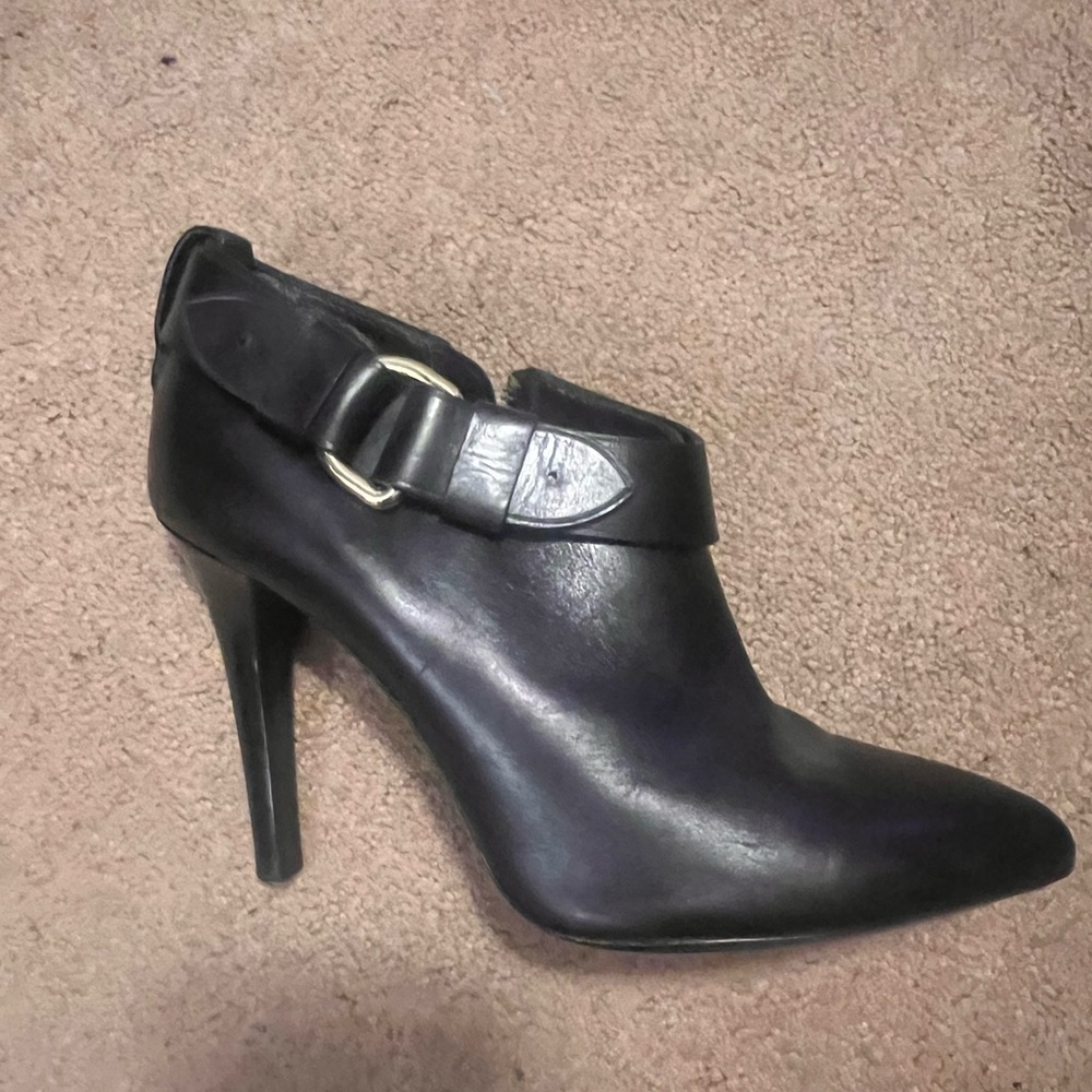 Burberry Black Leather Heeled Ankle Boots - Picture 7 of 7
